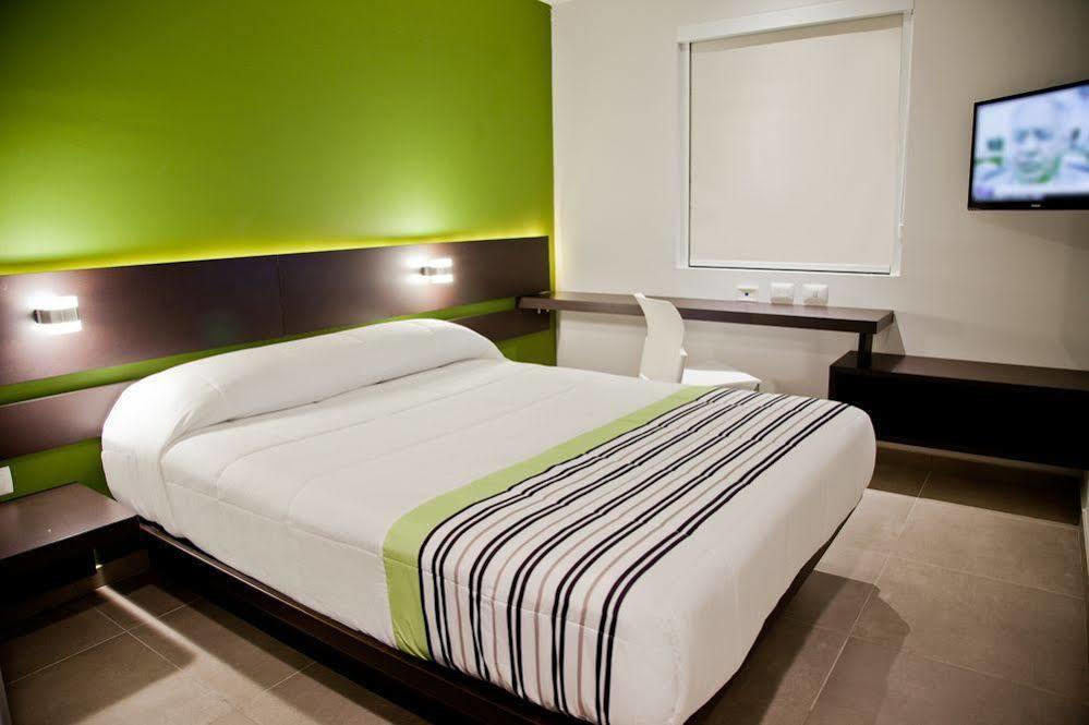 City Express Junior By Marriott Puebla Angelopolis Exterior photo